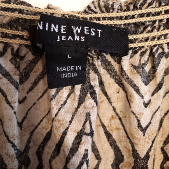 NINE West Multi Color Shelby Blouse Button-down Top Size Large. - Picture 3 of 3